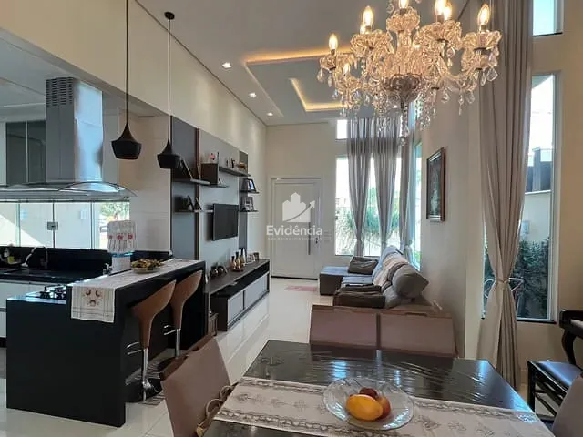 Casa com 258m² 3 quartos e 2 banheiros, à venda, no bairro Conjunto Habitacional Alexandre Urbanas em Londrina