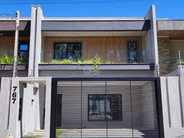 Casa com 150m² 3 quartos e 4 banheiros, à venda, no bairro Tropical III em Cascavel