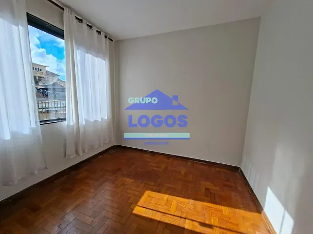 Casa 3 quartos e 1 banheiro, para alugar, no bairro Nossa Senhora da Conceição em João Monlevade