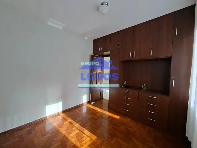 Casa 3 quartos e 1 banheiro, para alugar, no bairro Nossa Senhora da Conceição em João Monlevade
