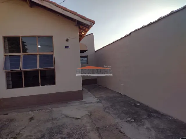 Casa com 250m² 3 quartos e 2 banheiros, à venda, no bairro Parque São Bento em Sorocaba