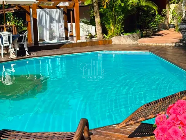Casa com 1100m² 7 quartos e 3 banheiros, à venda, no bairro Limoeiro em Guapimirim