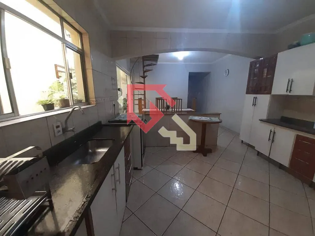 Casa, 3 quartos, 230 m² - Foto 8