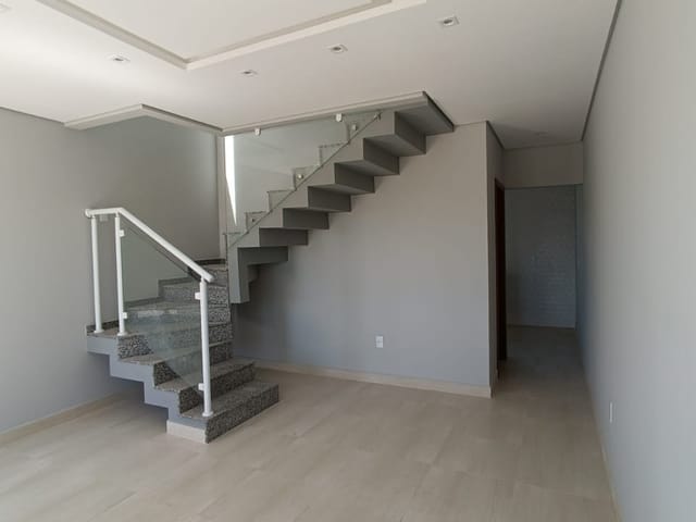 Casa com 125m² 2 quartos e 3 banheiros, à venda, no bairro Jardim São Lucas em Salto de Pirapora