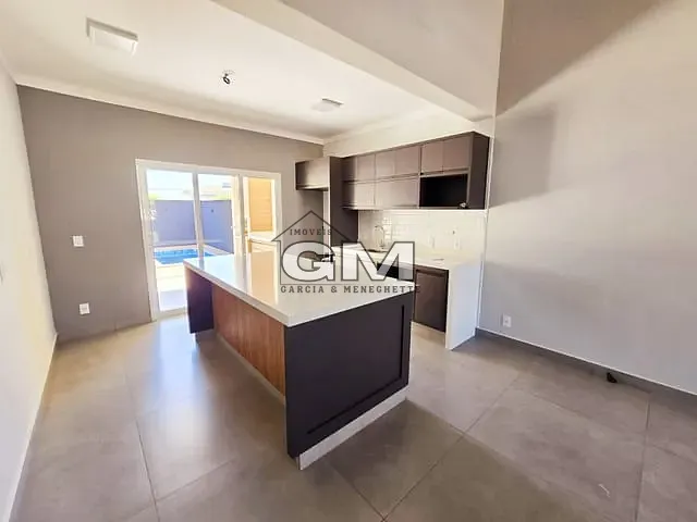 Casa com 250m² 3 quartos e 4 banheiros, à venda, no bairro Jardim Cybelli em Ribeirão Preto