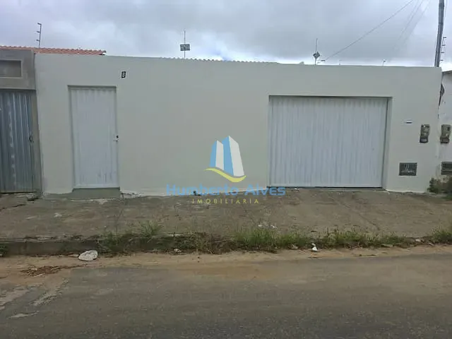 Casa 2 quartos e 1 banheiro, à venda, no bairro Boa Vista em Vitória da Conquista