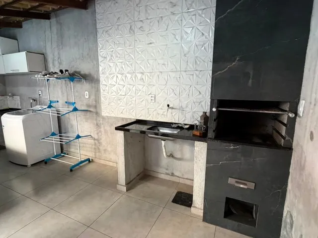 Casa 3 quartos e 3 banheiros, à venda, no bairro Parque Xangri-Lá em Contagem