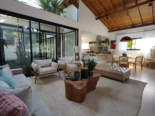 Casa com 1000m² 3 quartos e 6 banheiros, à venda, no bairro Condomínio Plazza Ville em Jaguariúna