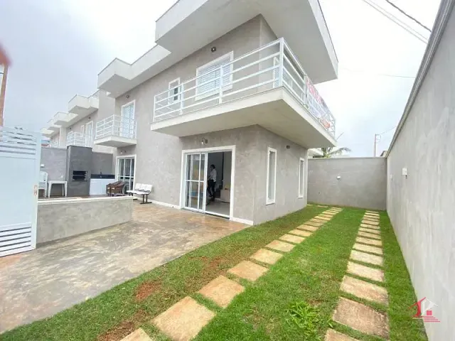 Casa com 180m² 3 quartos e 3 banheiros, à venda, no bairro Cibratel II em Itanhaém