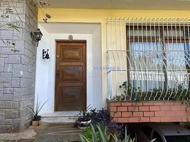 Casa com 400m² 5 quartos e 2 banheiros, à venda, no bairro Coronel Veiga em Petrópolis