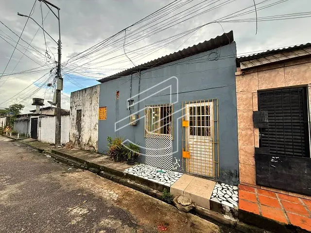 Casa 3 quartos e 2 banheiros, à venda, no bairro Mangueirão em Belém