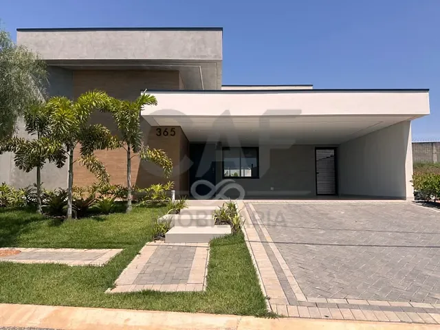 Casa com 450m², à venda, no bairro Residencial Portal do Sol em Holambra