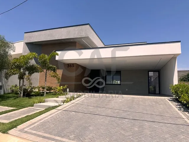 Casa com 450m², à venda, no bairro Residencial Portal do Sol em Holambra