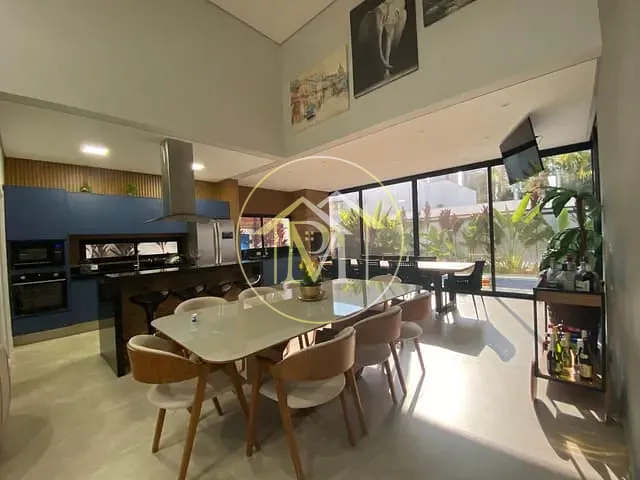 Casa com 400m² 3 quartos e 5 banheiros, à venda, no bairro Parque Campolim em Sorocaba