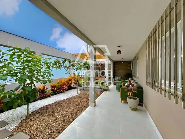 Casa com 190m² 3 quartos e 3 banheiros, à venda, no bairro Praia do Morro em Guarapari