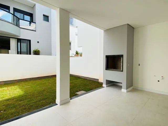 Casa com 185m² 3 quartos e 3 banheiros, à venda, no bairro Beira Rio em Biguaçu