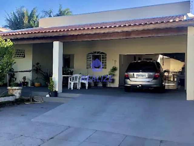 Casa com 317m² 2 quartos e 2 banheiros, à venda, no bairro Jardim Paraiso II em Botucatu