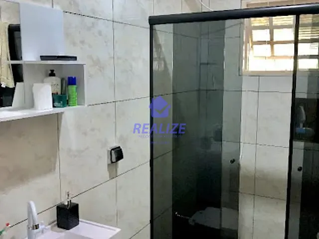 Casa com 317m² 2 quartos e 2 banheiros, à venda, no bairro Jardim Paraiso II em Botucatu