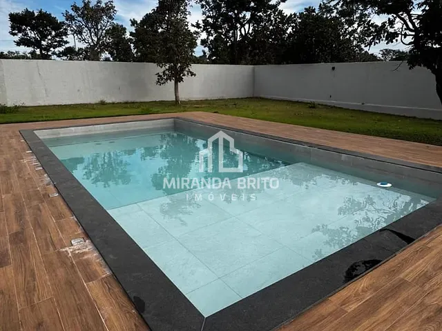 Casa com 1000m² 4 quartos e 5 banheiros, à venda, no bairro Estância Vargem Bonita em Senador Canedo