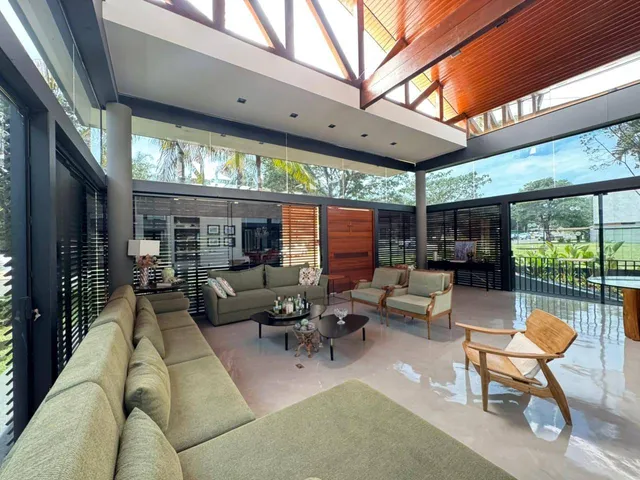 Casa com 677m² 3 quartos e 5 banheiros, para alugar, no bairro Loteamento Alphaville em Londrina