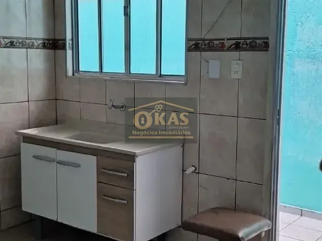 Casa com 125m² 2 quartos e 1 banheiro, à venda, no bairro Jardim Santa Lúcia em Suzano