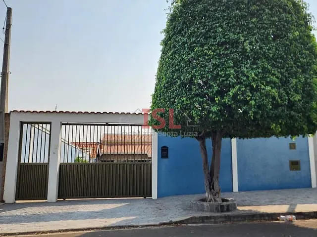 Casa com 400m² 3 quartos e 2 banheiros, à venda, no bairro Jardim Paraíso de Viracopos em Campinas