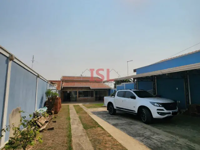 Casa com 400m² 3 quartos e 2 banheiros, à venda, no bairro Jardim Paraíso de Viracopos em Campinas