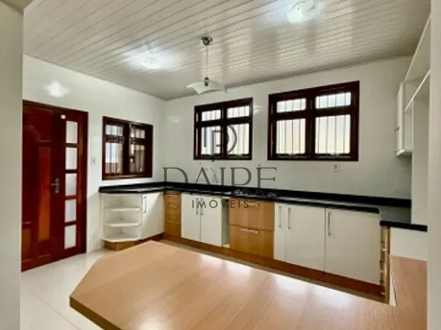 Casa com 456m² 5 quartos e 3 banheiros, à venda, no bairro Imigrante Norte em Campo Bom