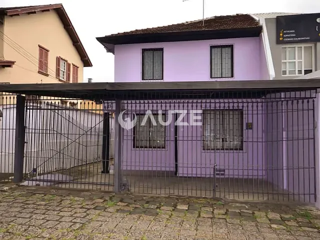 Casa com 352m² 5 quartos e 3 banheiros, à venda, no bairro Seminário em Curitiba