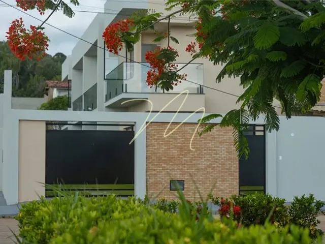 Casa 3 quartos e 3 banheiros, à venda, no bairro São Pedro em Ilhéus