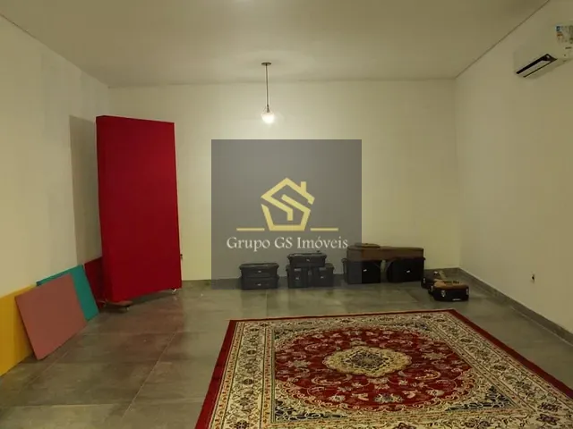 Casa com 805m² 3 quartos e 4 banheiros, à venda ou para alugar, no bairro Prata em Itupeva