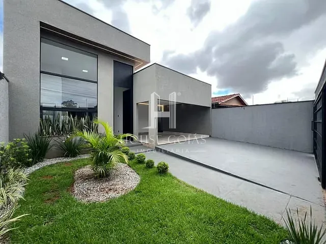 Casa com 300m² 3 quartos e 2 banheiros, à venda, no bairro Residencial Vereda dos Buritis em Goiânia