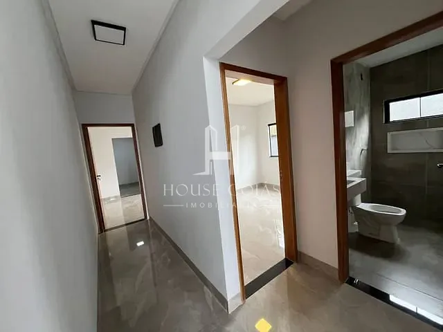 Casa com 300m² 3 quartos e 2 banheiros, à venda, no bairro Residencial Vereda dos Buritis em Goiânia
