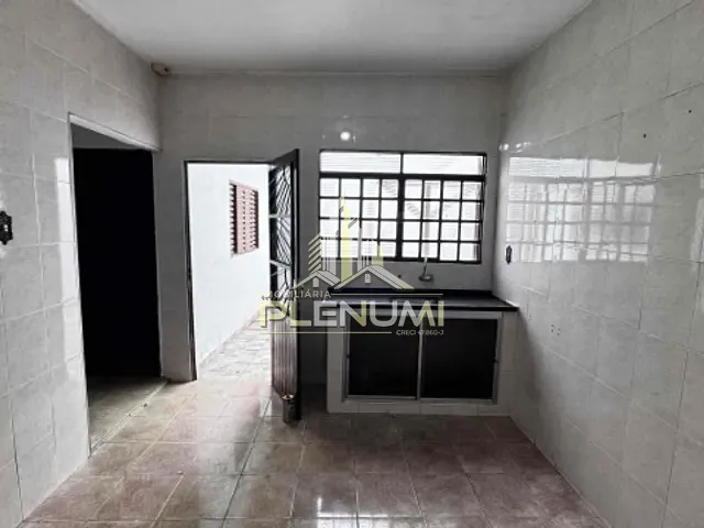 Casa 2 quartos e 1 banheiro, à venda, no bairro Vila Cristina em Rio Claro