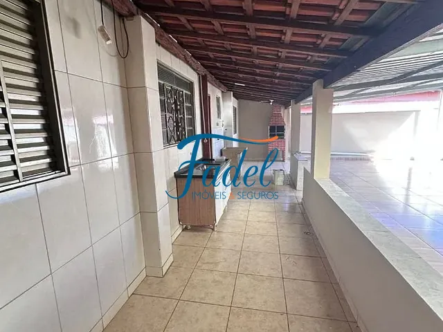 Casa com 265m² 4 quartos e 2 banheiros, à venda ou para alugar, no bairro Jardim Cruzado em Conchal