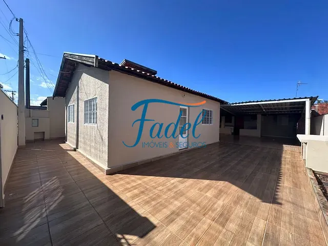 Casa com 265m² 4 quartos e 2 banheiros, à venda ou para alugar, no bairro Jardim Cruzado em Conchal