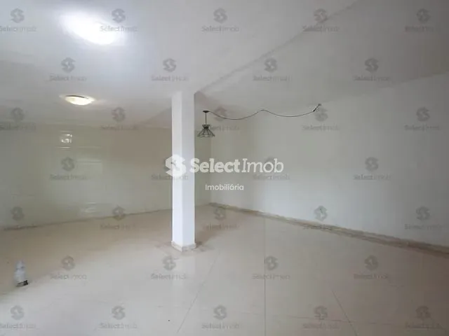 Casa com 272m² 3 quartos e 4 banheiros, à venda, no bairro Vila Bocaina em Mauá