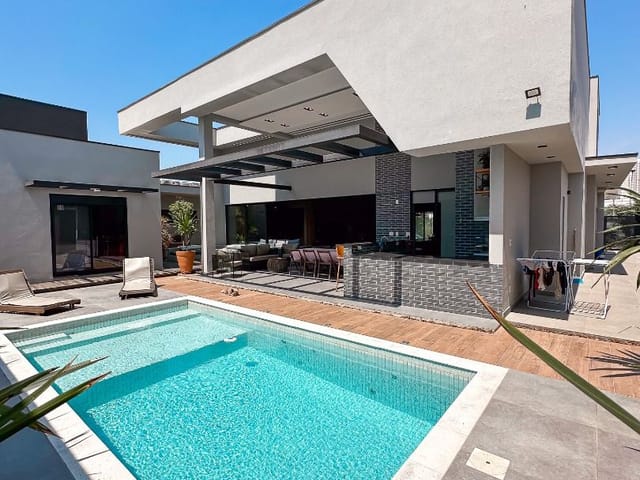 Casa térrea no urbanova - Projeto maravilhoso