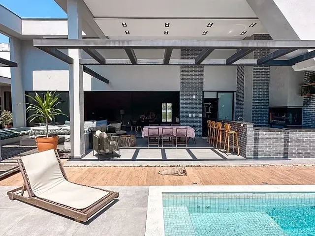 Casa com 349m² 4 quartos e 4 banheiros, à venda, no bairro Colinas Do Parahyba em São José dos Campos