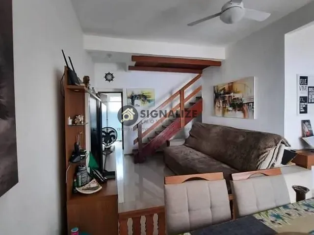 Casa com 105m² 3 quartos e 2 banheiros, à venda, no bairro Caminho de Búzios em Cabo Frio