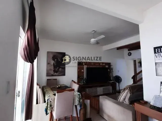 Casa com 105m² 3 quartos e 2 banheiros, à venda, no bairro Caminho de Búzios em Cabo Frio