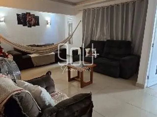 Casa 2 quartos e 2 banheiros, à venda, no bairro Pitimbu em Natal