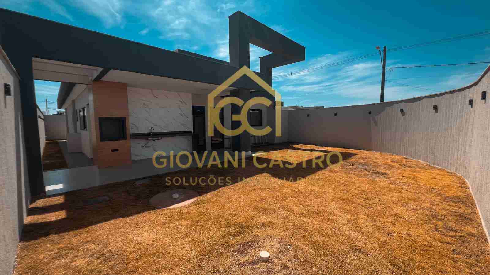 Casa à venda com 3 quartos, 147m² - Foto 2