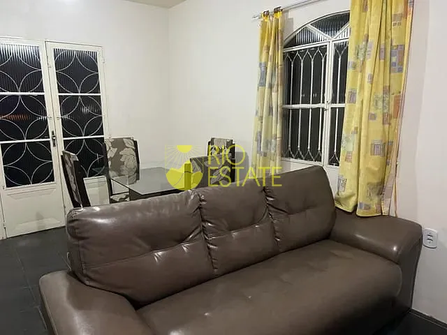 Casa com 375m² 3 quartos e 1 banheiro, à venda, no bairro Cidade Jardim Itatiaia em Itatiaia