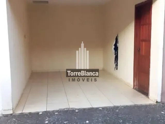 Casa com 166m² 3 quartos e 1 banheiro, à venda, no bairro Uvaranas em Ponta Grossa