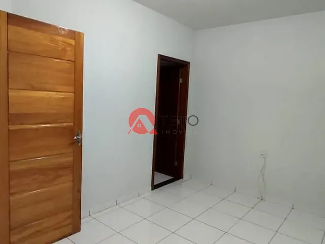 Casa 2 quartos e 1 banheiro, para alugar, no bairro RES COPACABANA II em Atalaia