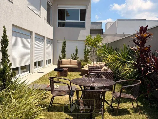 Casa 2 quartos e 2 banheiros, à venda, no bairro Resedás em Holambra
