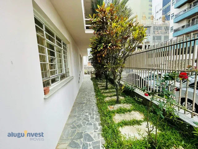Casa para alugar, no bairro Centro em Florianópolis