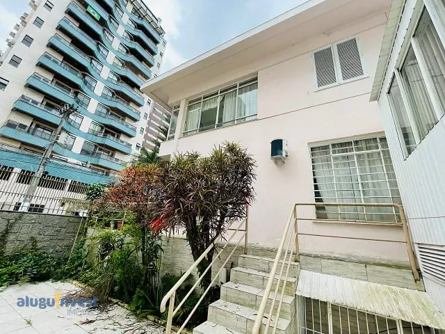 Casa para alugar, no bairro Centro em Florianópolis