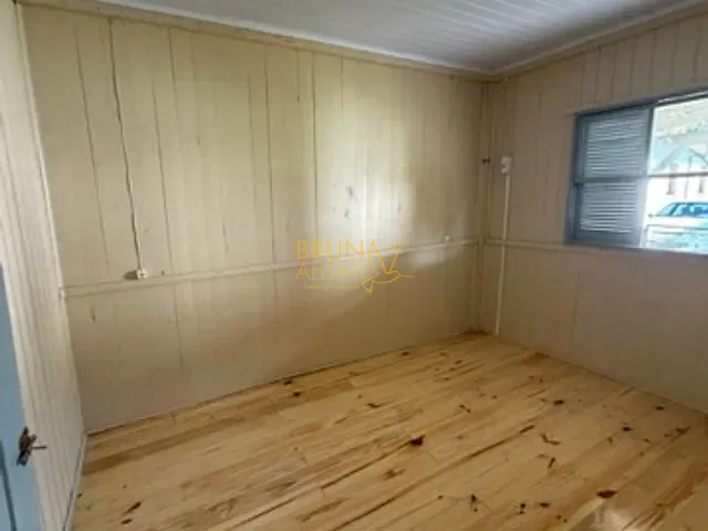 Casa 2 quartos e 1 banheiro, para alugar, no bairro Centro em Sapiranga